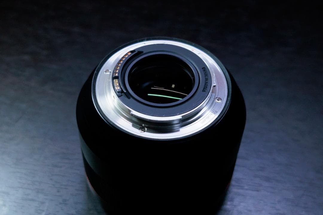 SAMYANG AF 85mm F1.4 EF サムヤン