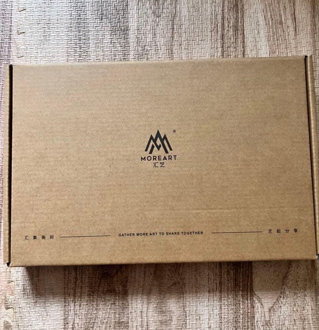 新発売MoreArt 1/64 自動車改造ショップの建物模型 ジオラマ 駐車場