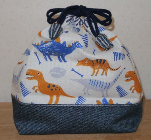 ⭐︎手縫いの名入れ刺繍入り⭐︎入園・入学グッズ４点セット