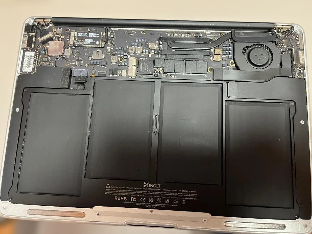MacBook Air 13インチ（Early 2015） シルバー