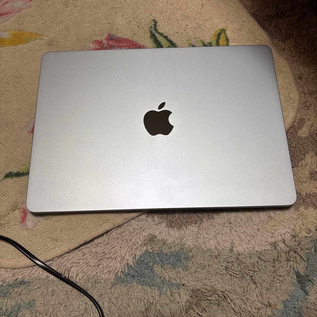 MacBook Air Ｍ4 ほぼ新品　正規品