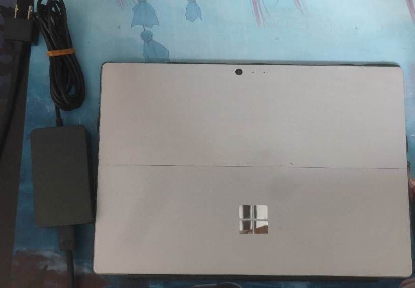 Surface Pro4 i5 キーボード充電器付き 本日限定価額
