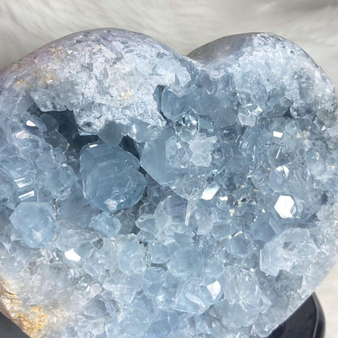 ☆ 可愛い！1.2kg！セレスタイト (天青石) ハート型　原石