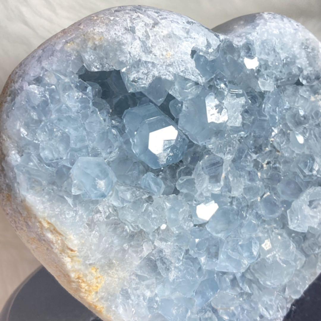 ☆ 可愛い！1.2kg！セレスタイト (天青石) ハート型　原石