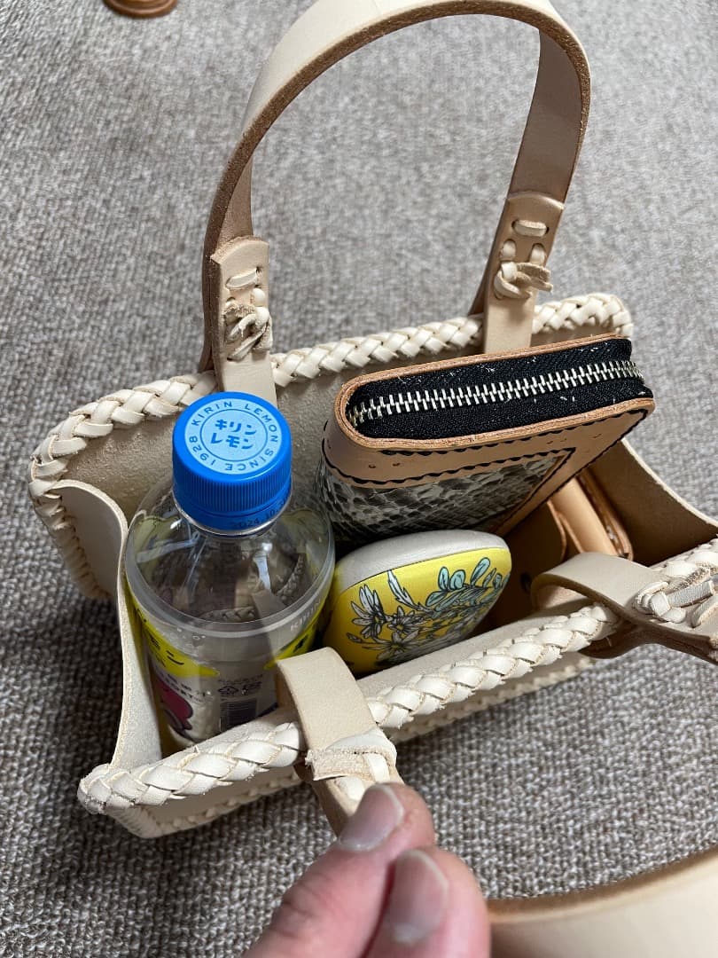 総ヌメ革 手提げバック