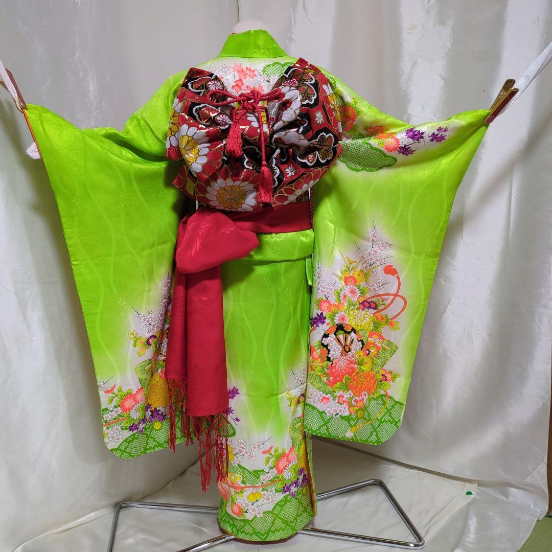 七五三　７歳用 昭和レトロ　鮮やか着物　小物一式付き