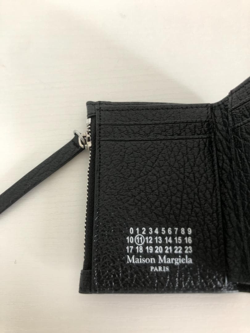 三つ折り財布　フォールド カードケース 男女兼用 　ブラック財布