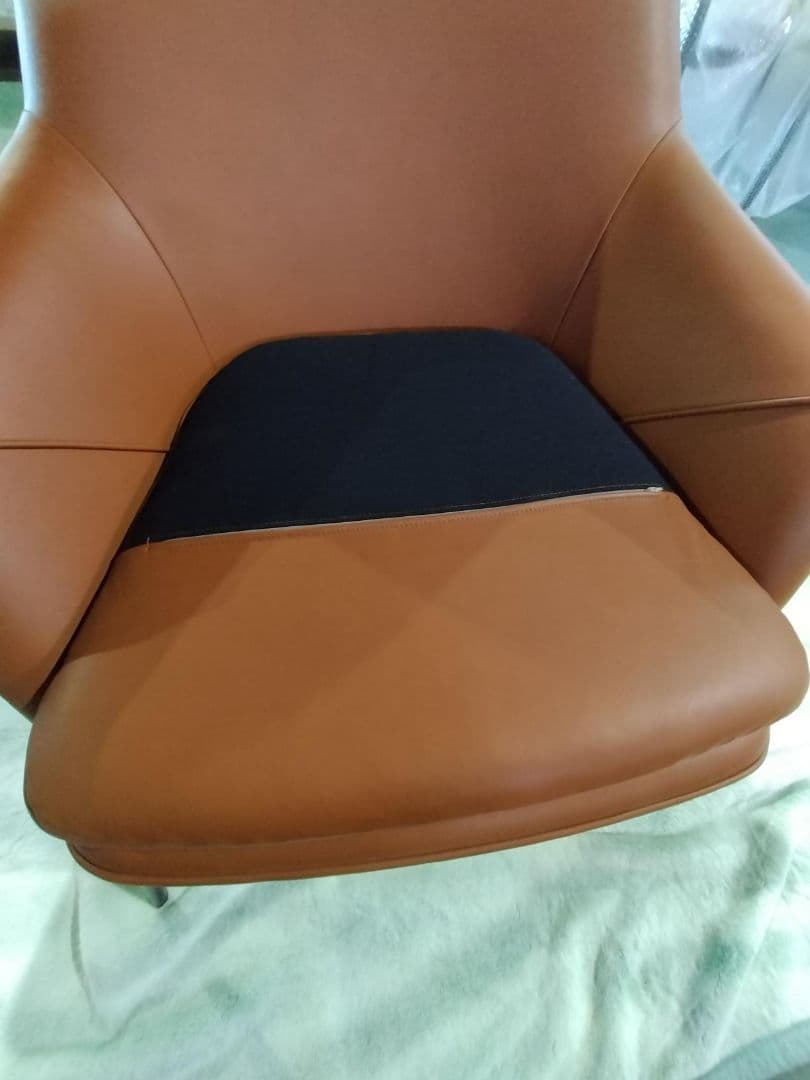 WENDELBO ヴェネルボ HUG LOUNGE CHAIR 革 GA12-F