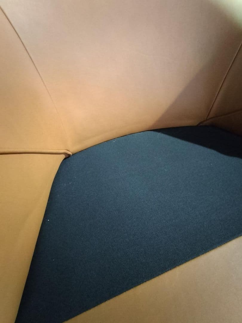 WENDELBO ヴェネルボ HUG LOUNGE CHAIR 革 GA12-F