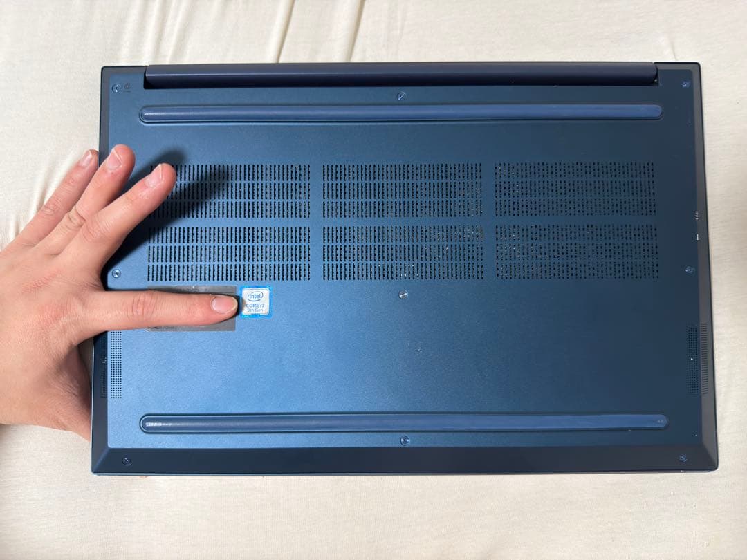 Windowsノート本体 NEC LAVIE VEGA LV750