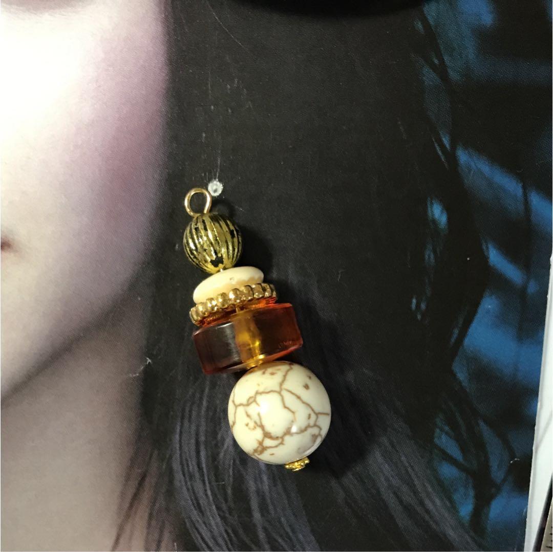 240ベージュ系エレガントピアス