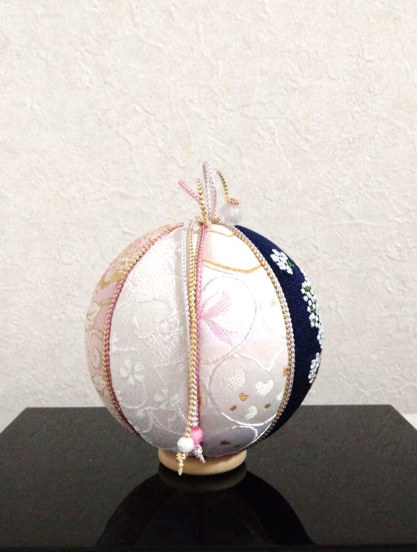 マチャケ 手毬 手鞠 てまり 刺繍 かすみ草 ハンドメイド No174