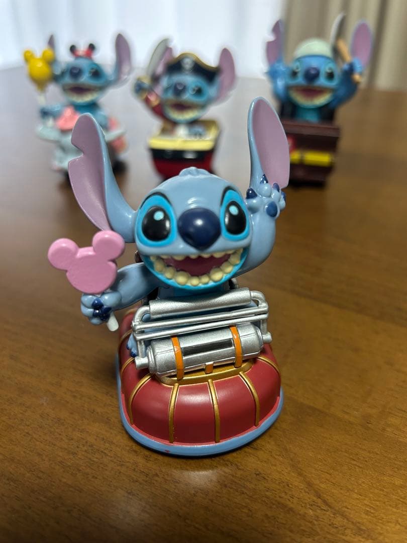 スティッチ　プルバックカー　ディズニーリゾート