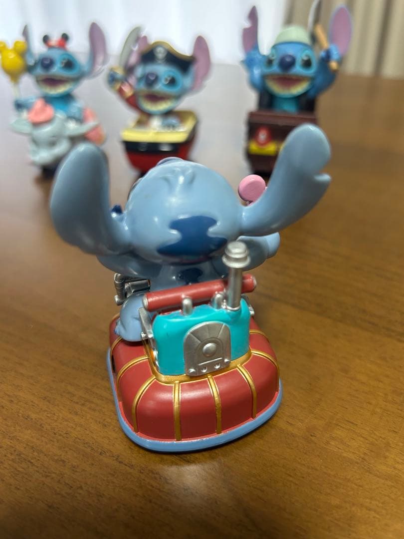 スティッチ　プルバックカー　ディズニーリゾート