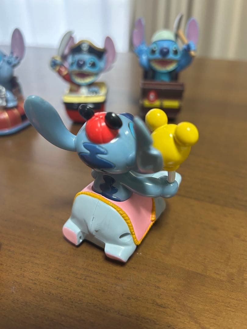 スティッチ　プルバックカー　ディズニーリゾート