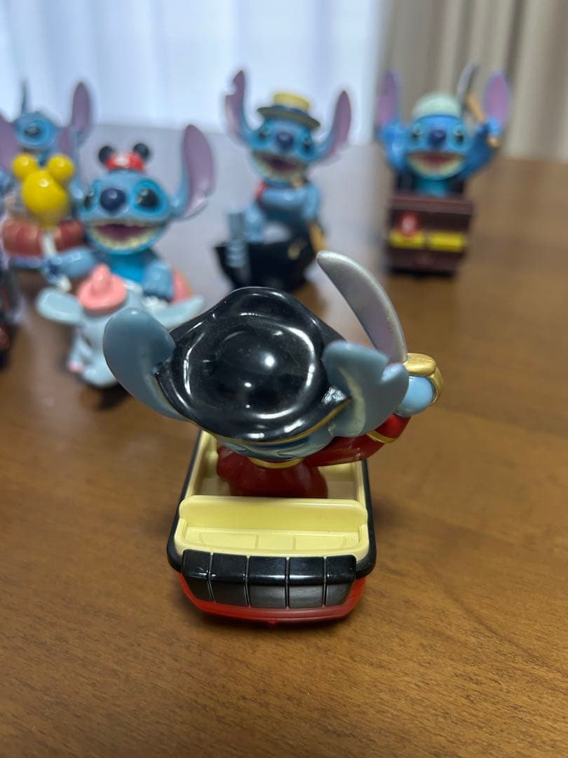 スティッチ　プルバックカー　ディズニーリゾート