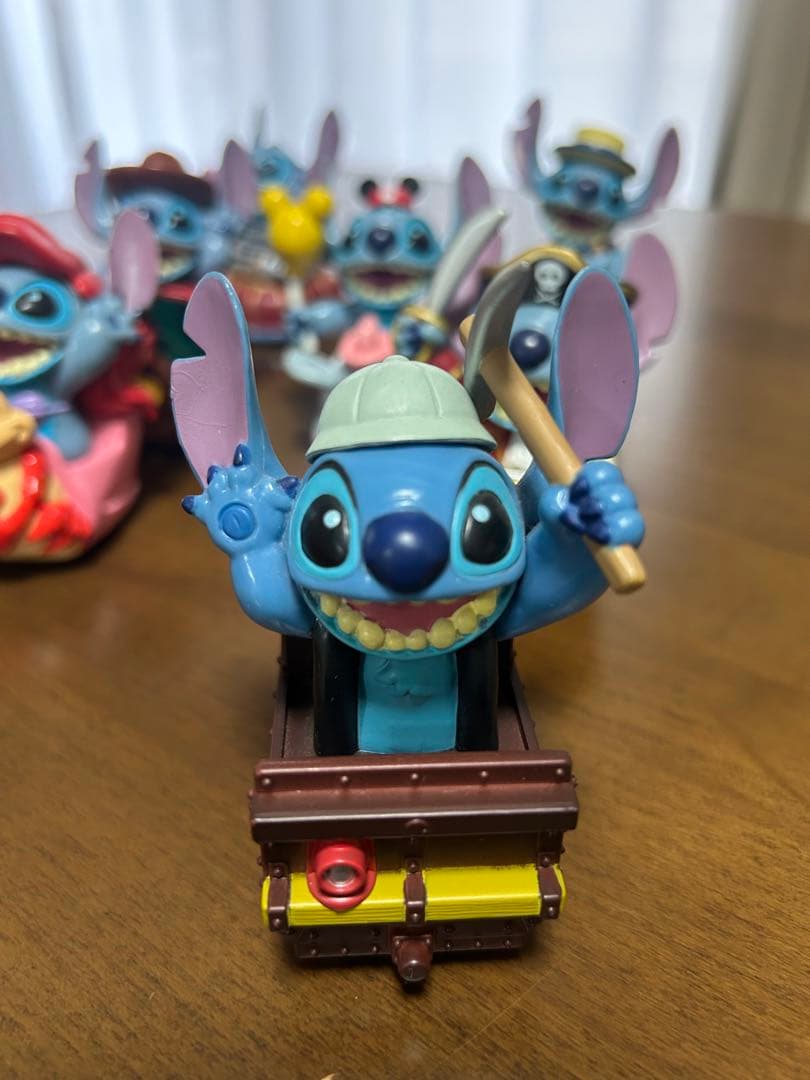 スティッチ　プルバックカー　ディズニーリゾート