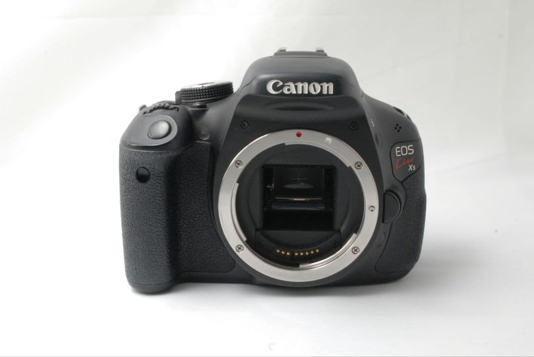 初心者におすすめのセット❣️Canon Kiss X5 一眼レフカメラ