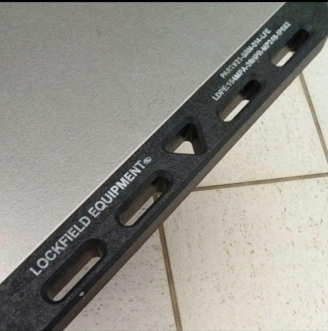 LOCKFIELD EQUIPMENT 焚火テーブル