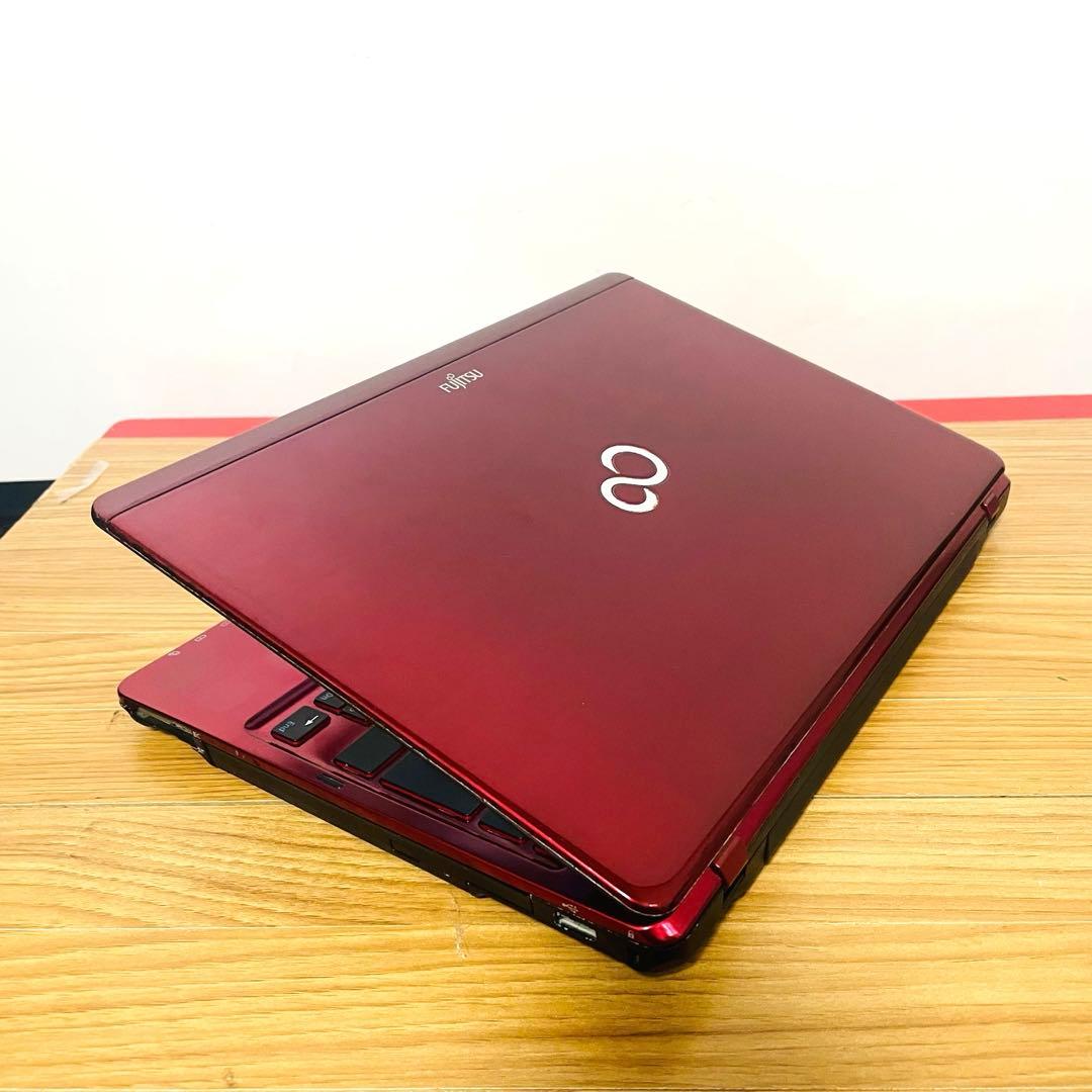 すぐ使える設定済み富士通SSD メモリ8Gギガwin11オフィスカメラDVD