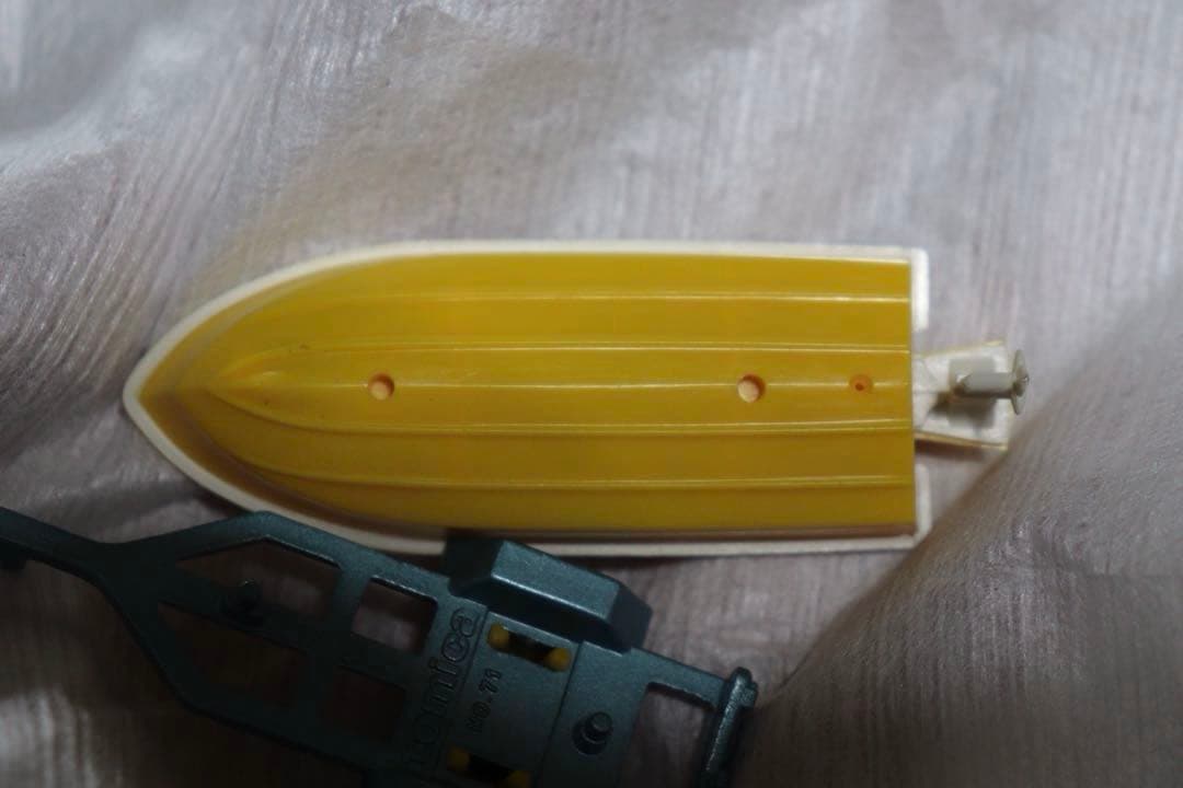 日本製　国産　トミカ　ヤマハ　ボート　71