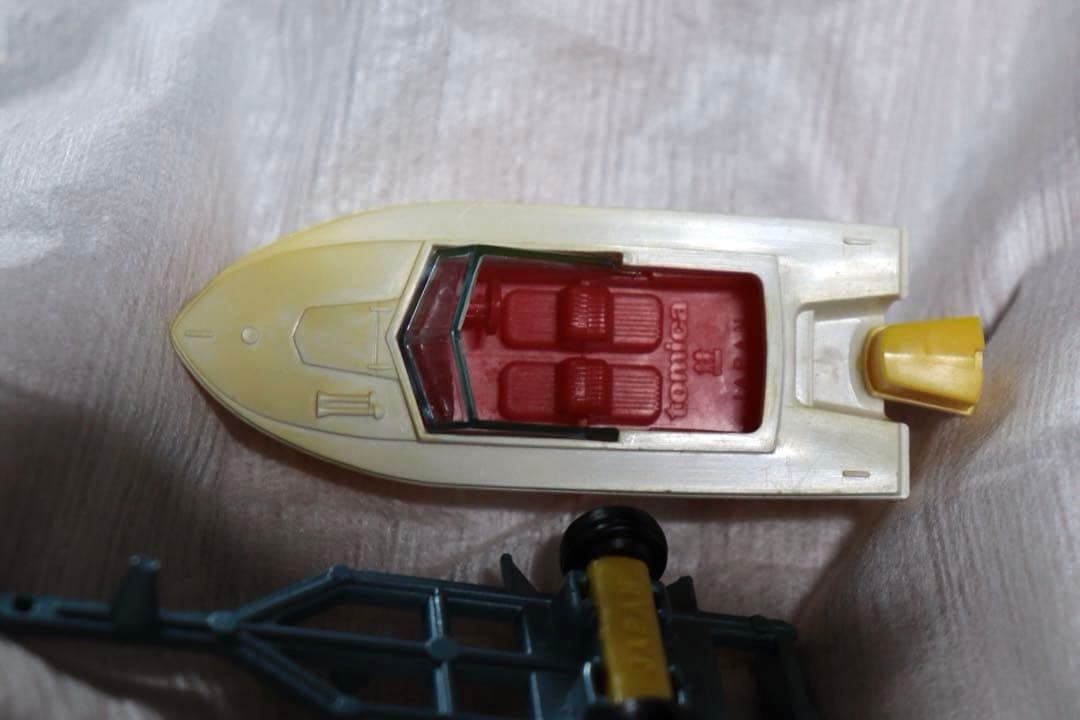 日本製　国産　トミカ　ヤマハ　ボート　71