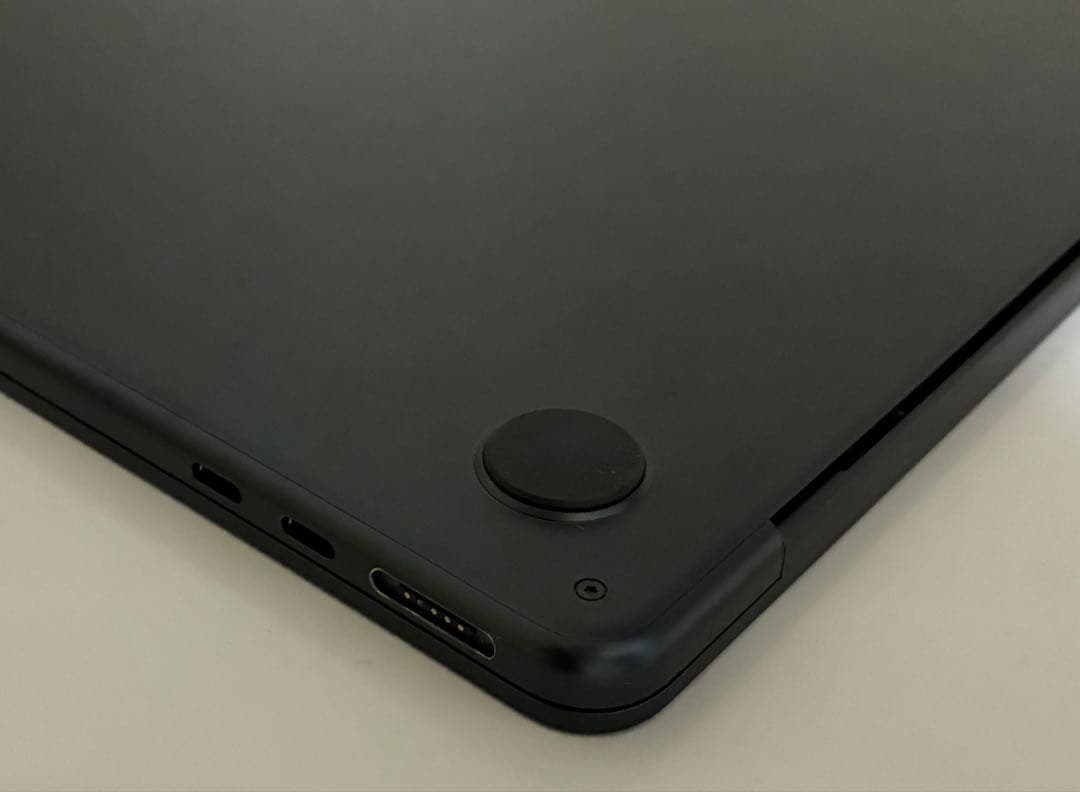 Apple MacBook M4 256GB 16GB 13インチ　ミッドナイト