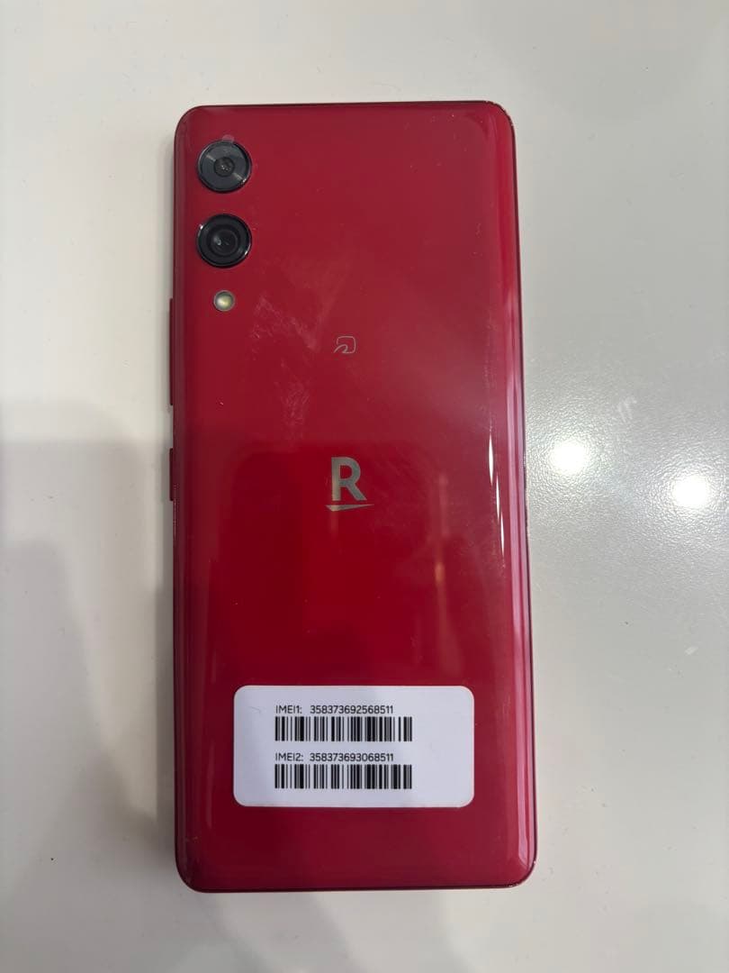 Rakuten hand 5g レッド