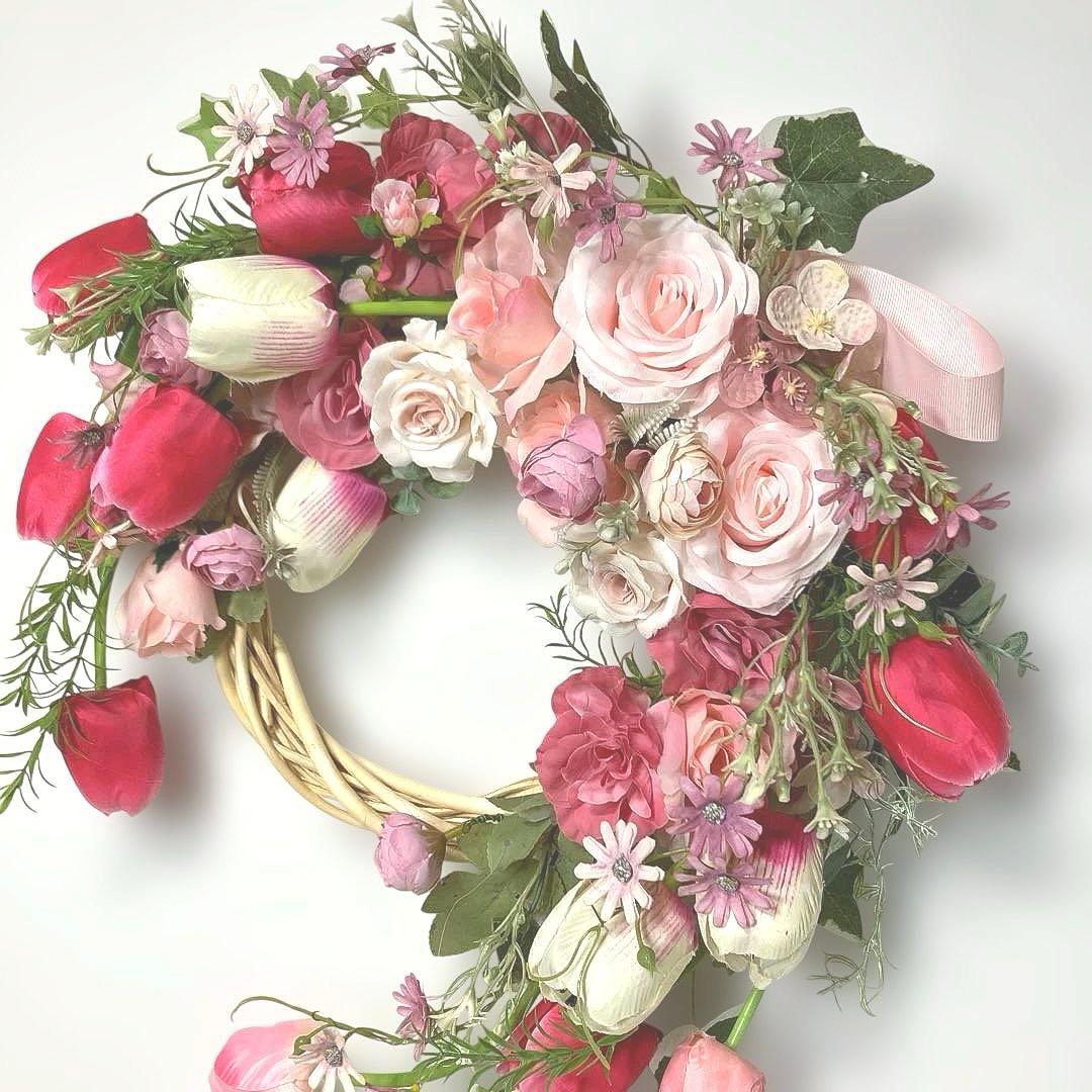 『メリーウィドー 』チューリップのリース