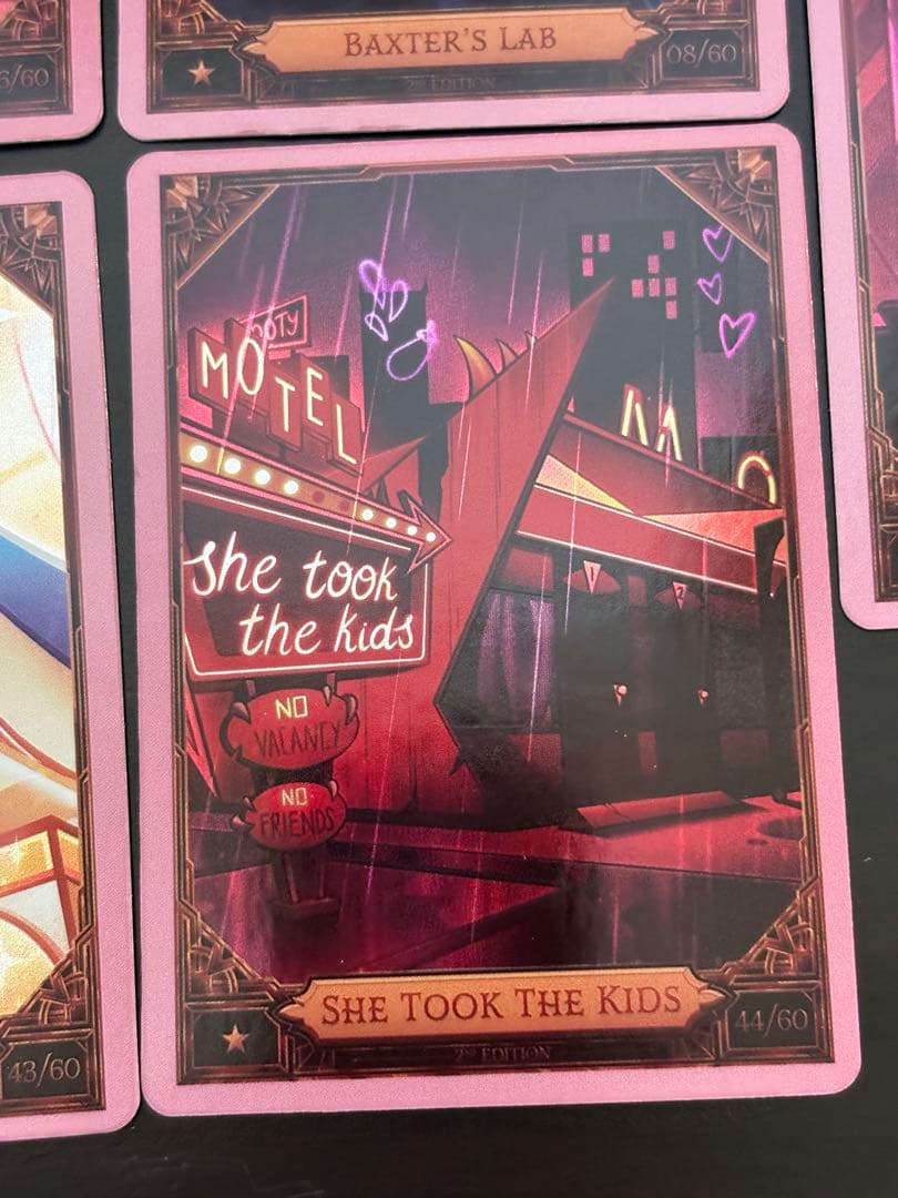 ハズビンホテル S2 トレーディングカード 23/60 foil 他オマケ