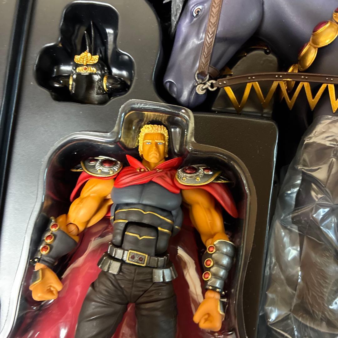 リボルテック 北斗の拳 レボリューションNo.014 ラオウ＆黒王号