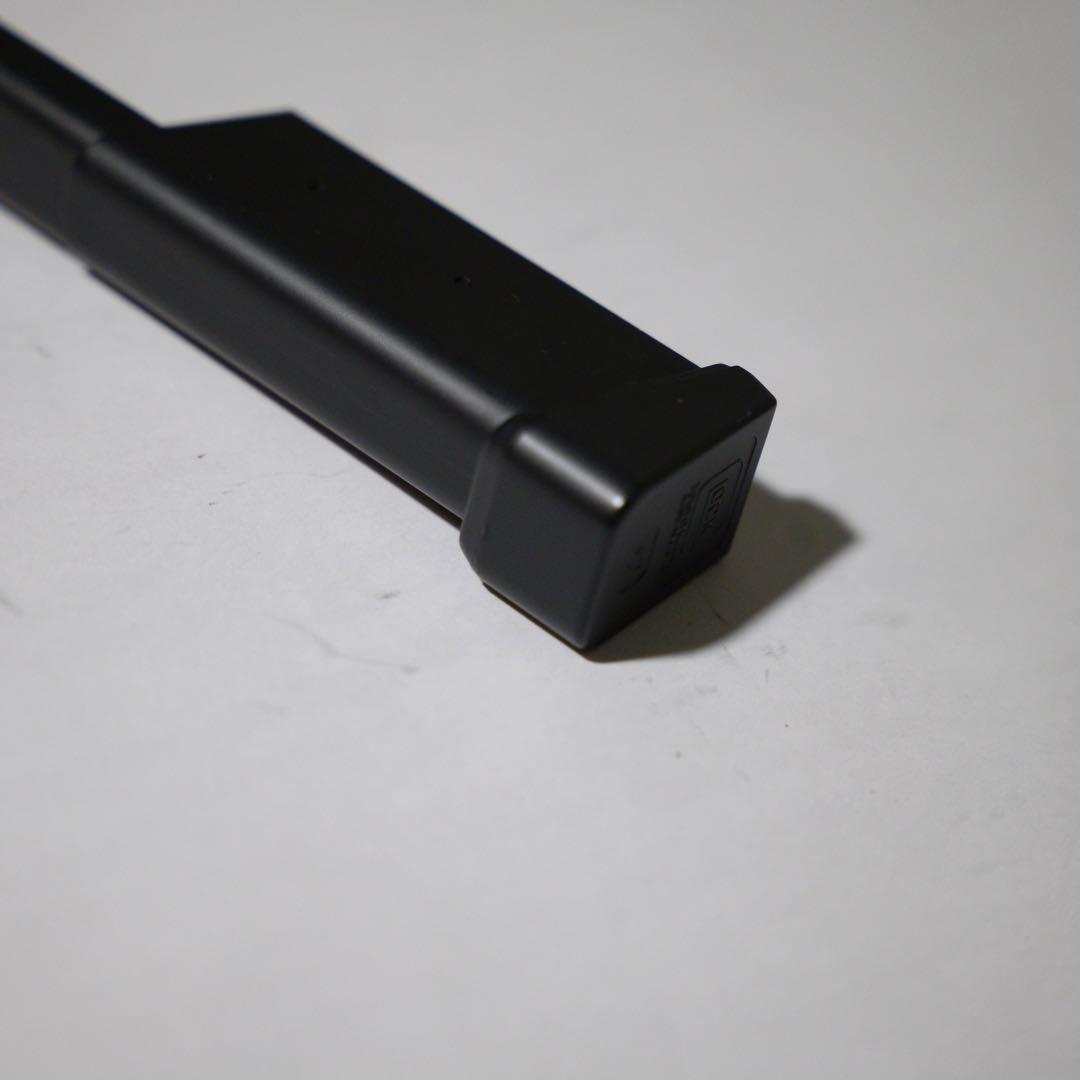 トイガン GLOCK 18C + long magazine