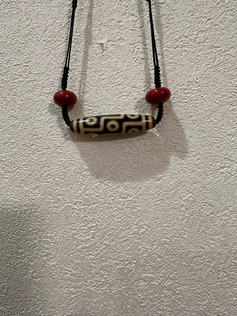 チベット　ジィー　九眼天珠　dzi གཟི