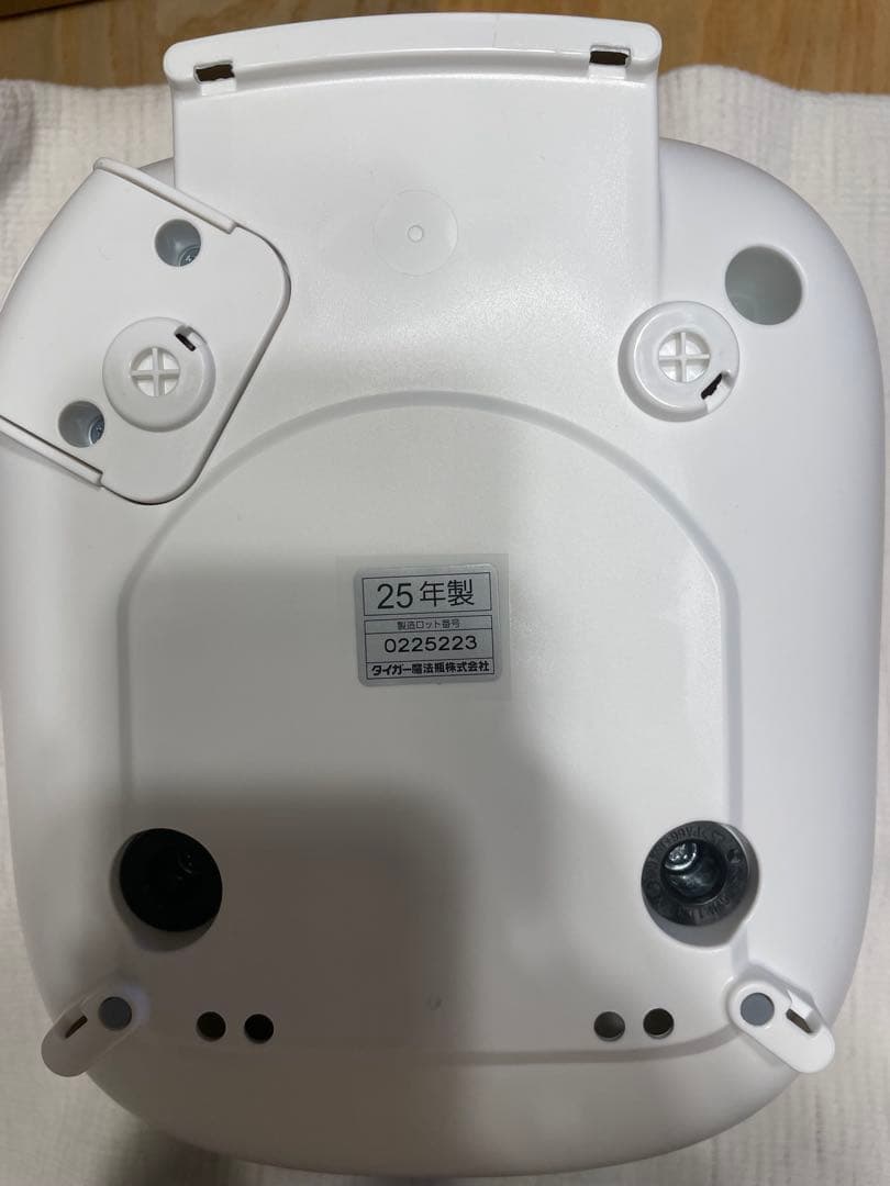 使用1週間　2025年6月購入　タイガー マイコン炊飯器　JBS-A055 WM
