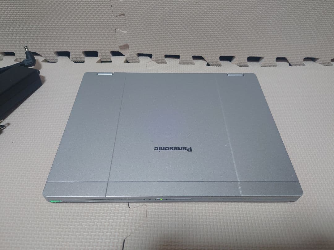 Panasonic CF-QV1/i7-1185G7/16・512G/2in1