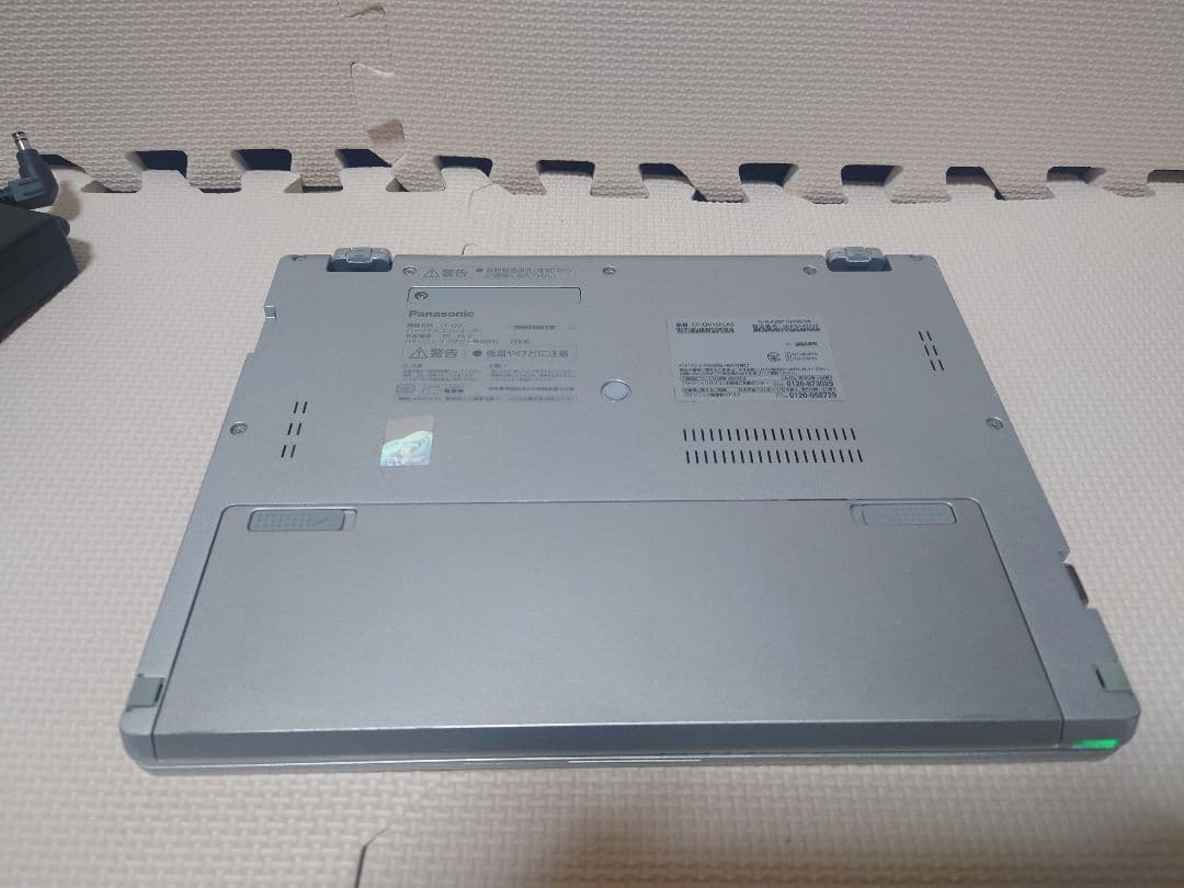 Panasonic CF-QV1/i7-1185G7/16・512G/2in1