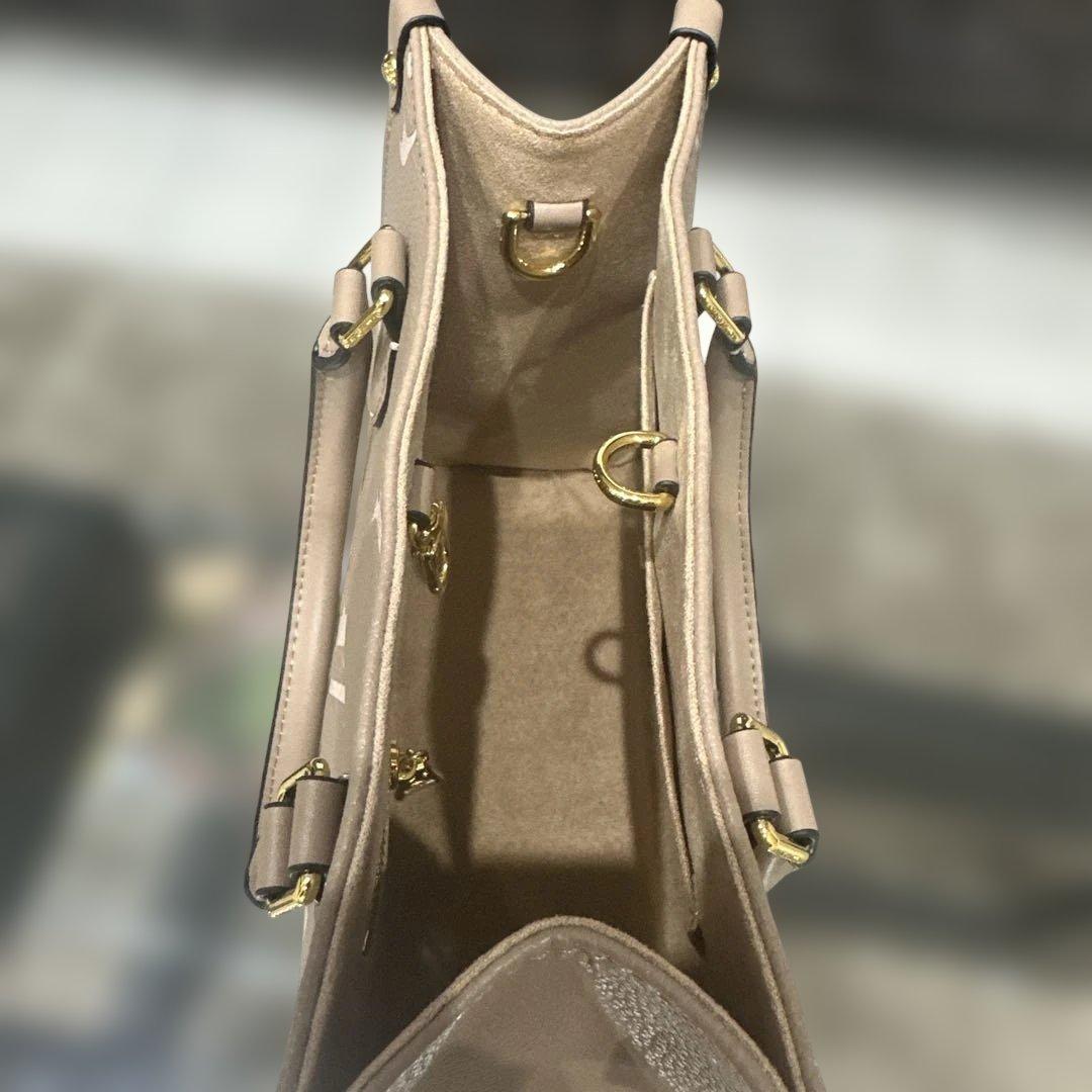 Louis Vuitton オンザゴーPM トートバッグ
