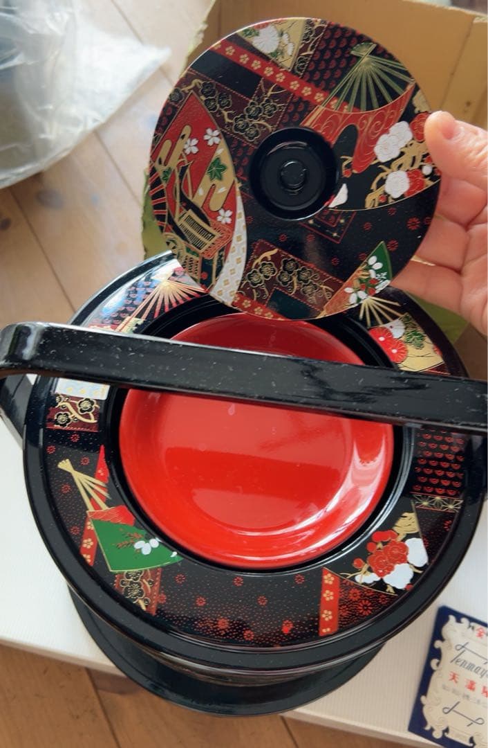 京洛 丸重 三段重箱　小皿4枚付き