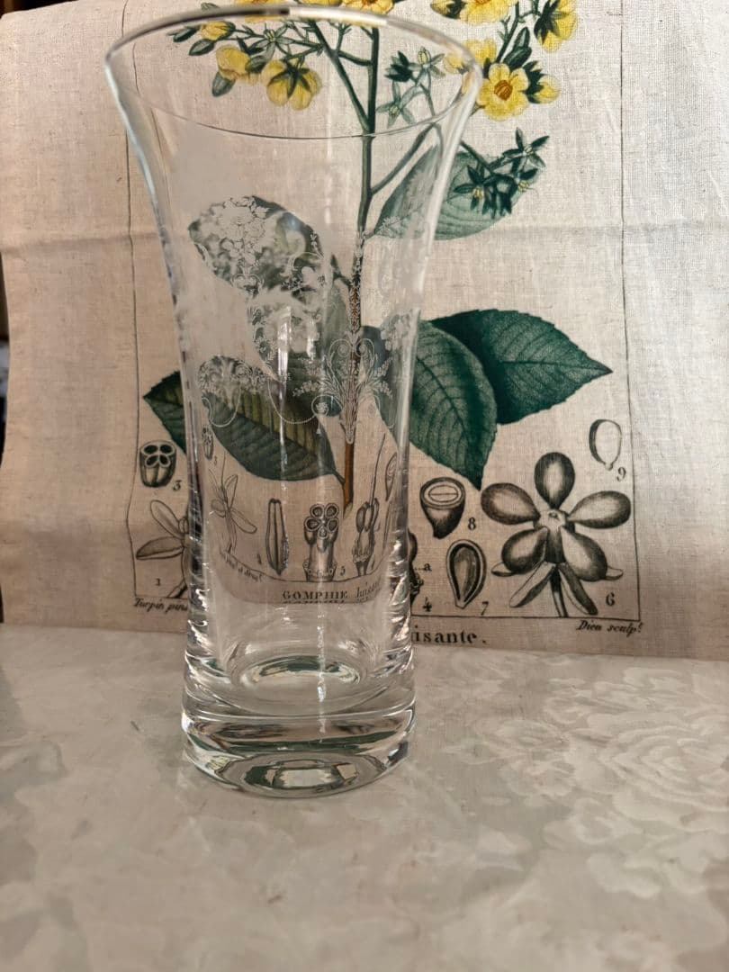 ローラアシュレイ　クリスタル花瓶 エッチング装飾