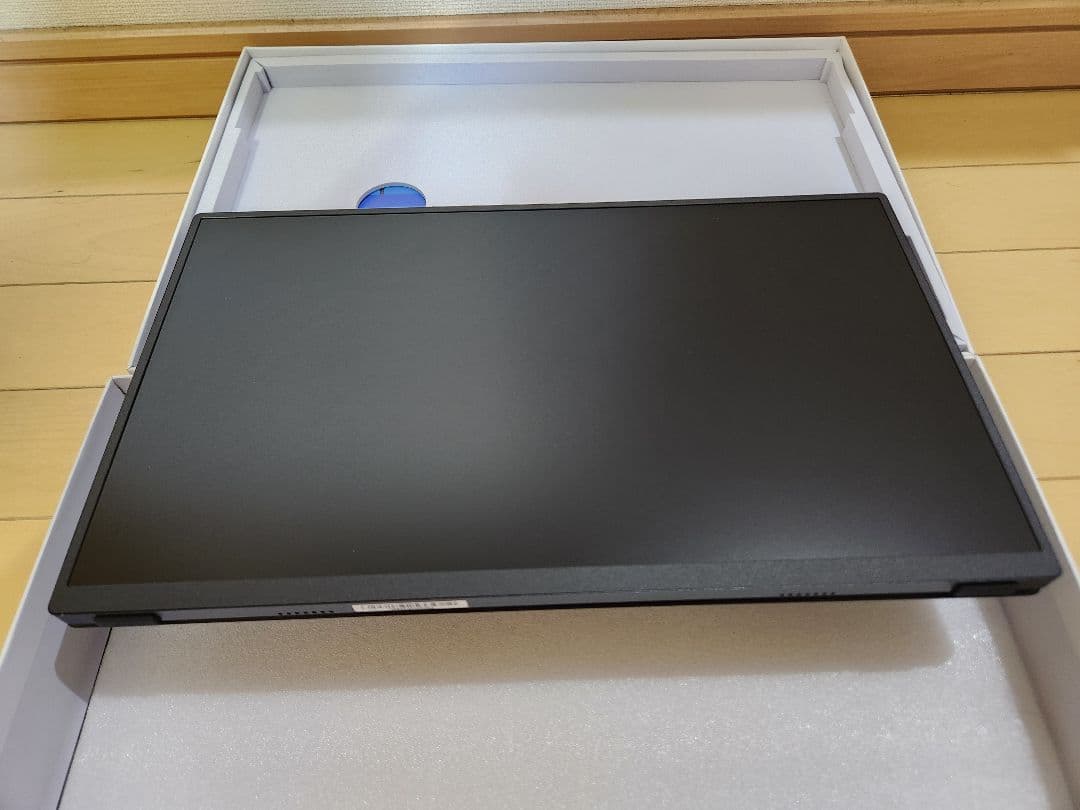 cocopar ポータブルモニター 15.6インチ