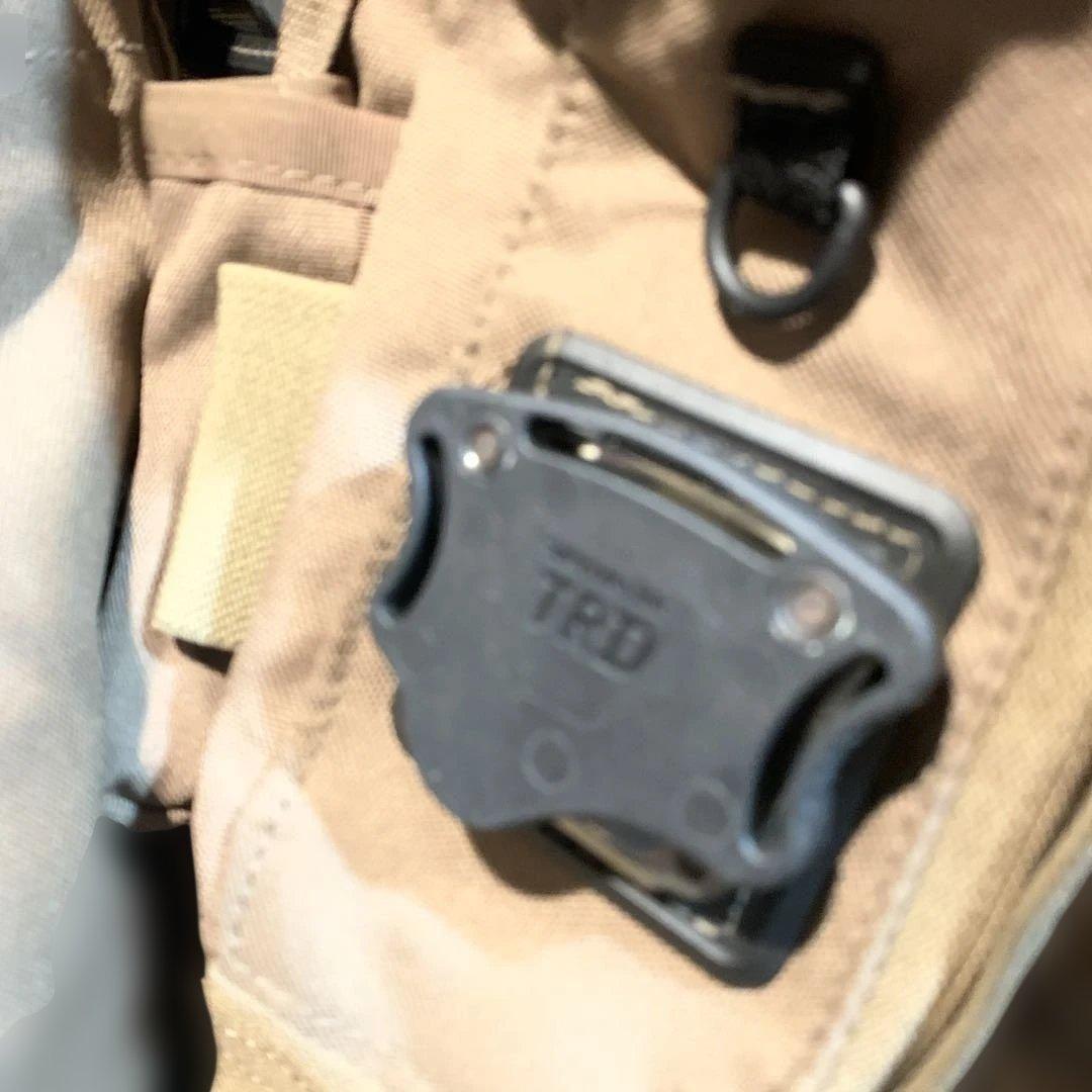 米軍放出品USMC ヘリ　パイロット　coyote サバイバルベスト中古