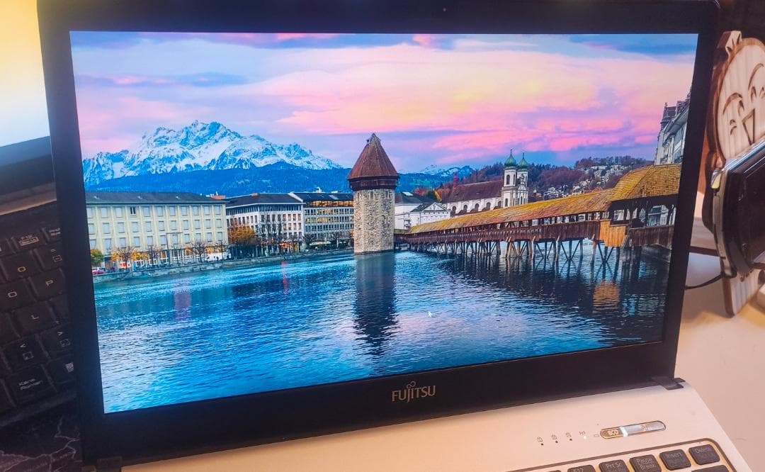 富士通LIFEBOOK Core i7 SSD搭載 メモリ12GB 動作良好