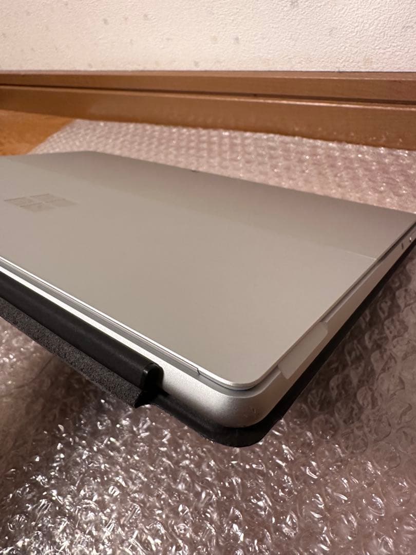 Windowsタブレット本体 surface pro 8