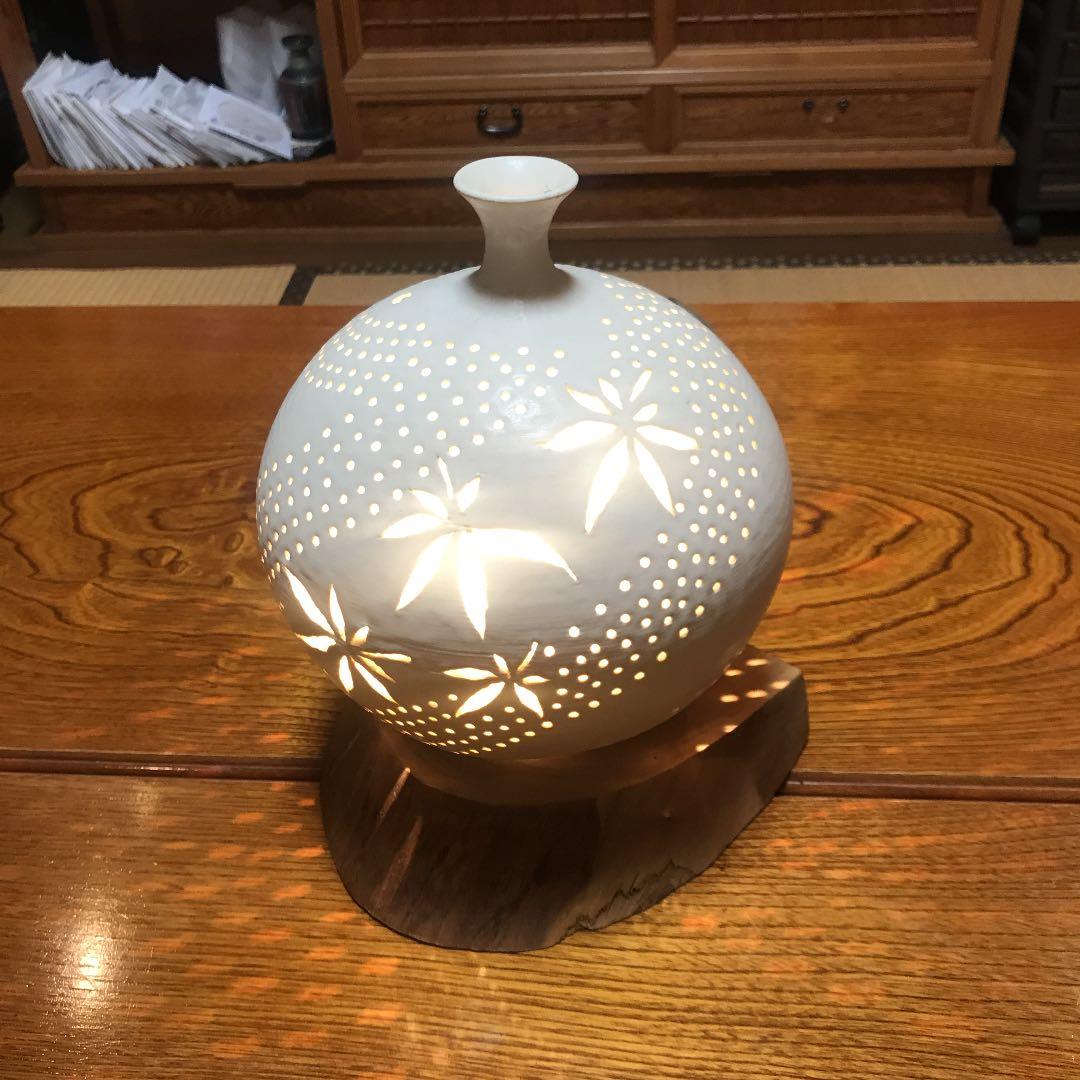 陶器の電気灯籠