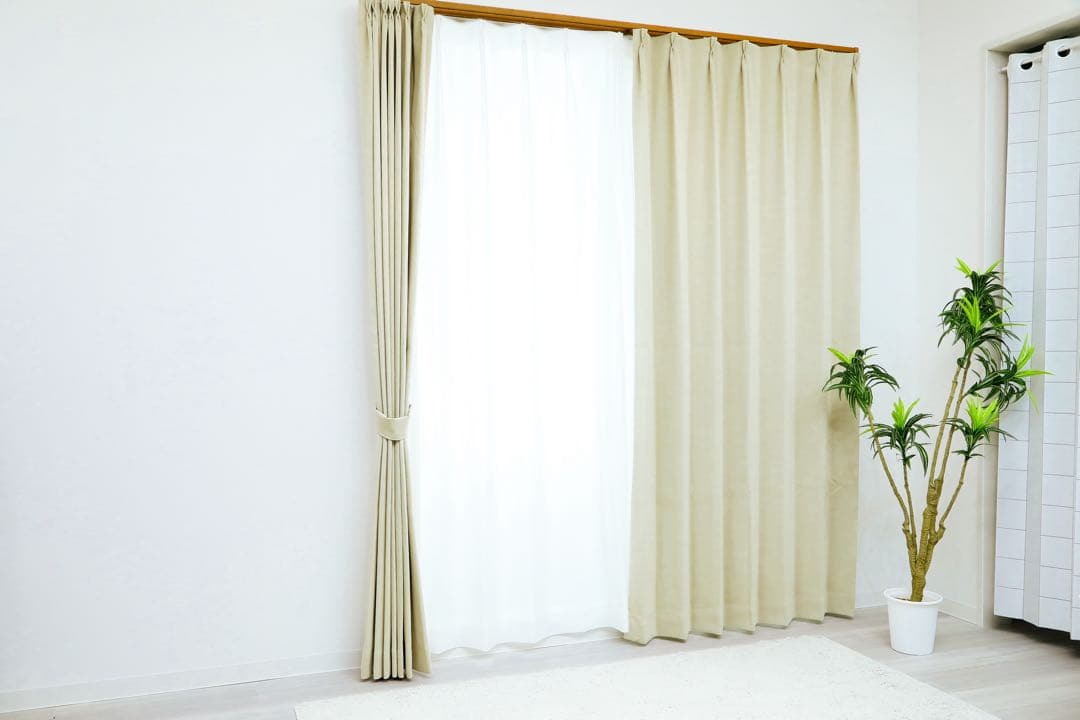 りんご　1級遮光防炎　4枚　レース　4枚