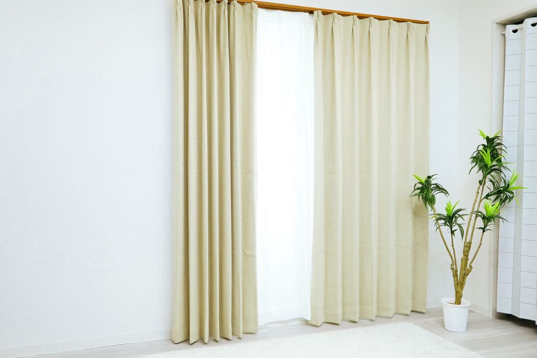 りんご　1級遮光防炎　4枚　レース　4枚