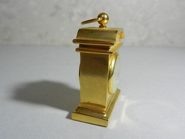 ミニチュアクォーツ型飾り置き時計３点（Ｌａｕｒｉｅｒブランド）