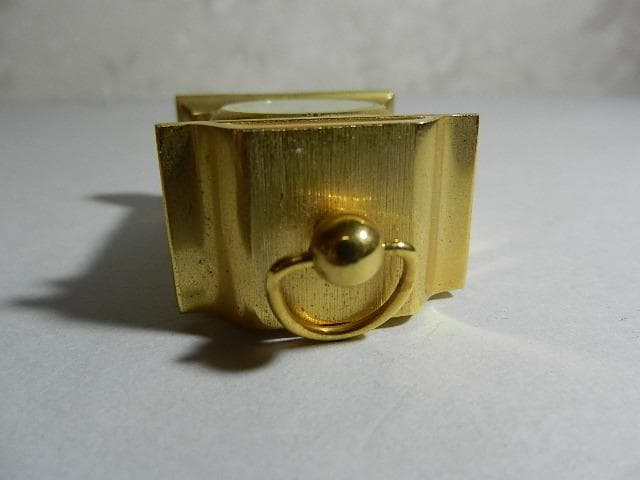 ミニチュアクォーツ型飾り置き時計３点（Ｌａｕｒｉｅｒブランド）