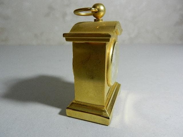 ミニチュアクォーツ型飾り置き時計３点（Ｌａｕｒｉｅｒブランド）