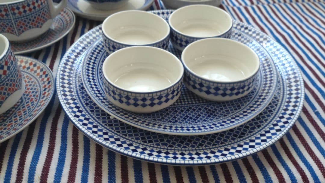 大特価・廃盤・希少cosema コセマモロッコ陶器 フルセット修正されたオファー